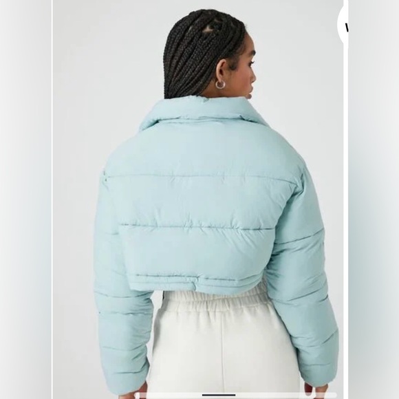 *New*Light blue Cropped Puffer Jacket size small - Picture 3 of 12